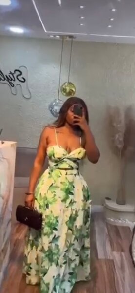 Robe élégante avec strass