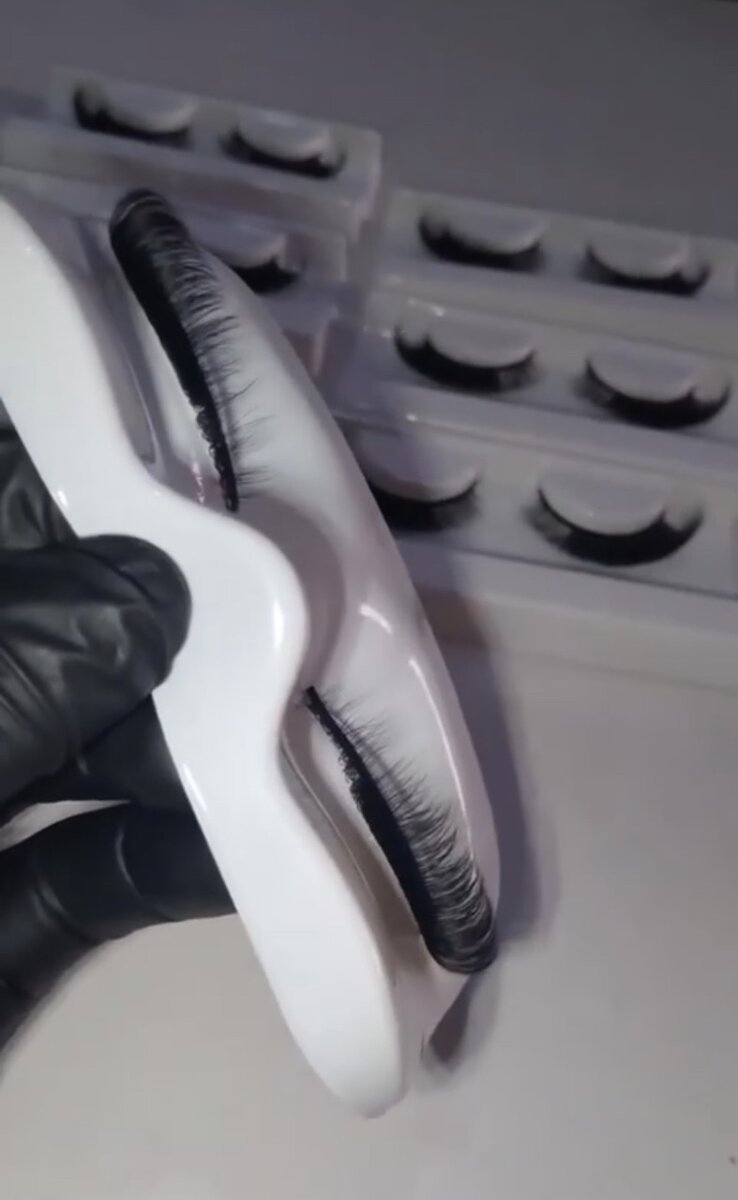 Russian d-curl strip lashes