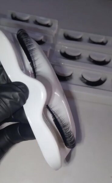 Russian d-curl strip lashes