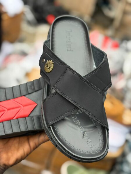 Sandales noires élégantes