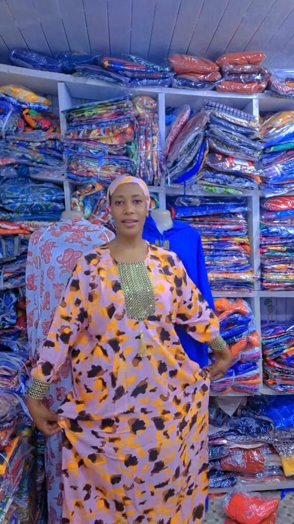 Robe longue colorée élégante