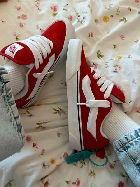 Baskets rouges unisexes tendance