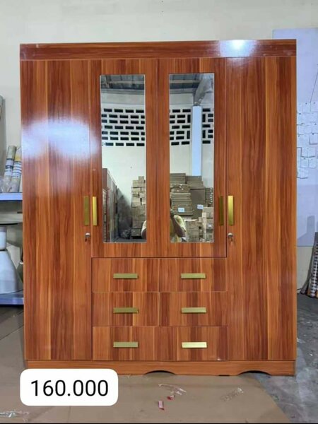 Placard en Bois avec Miroirs