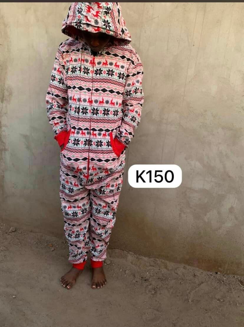 Beautiful and stylish children's jumpsuit