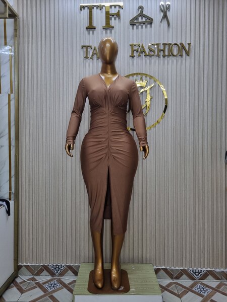 Robe élégante en satin