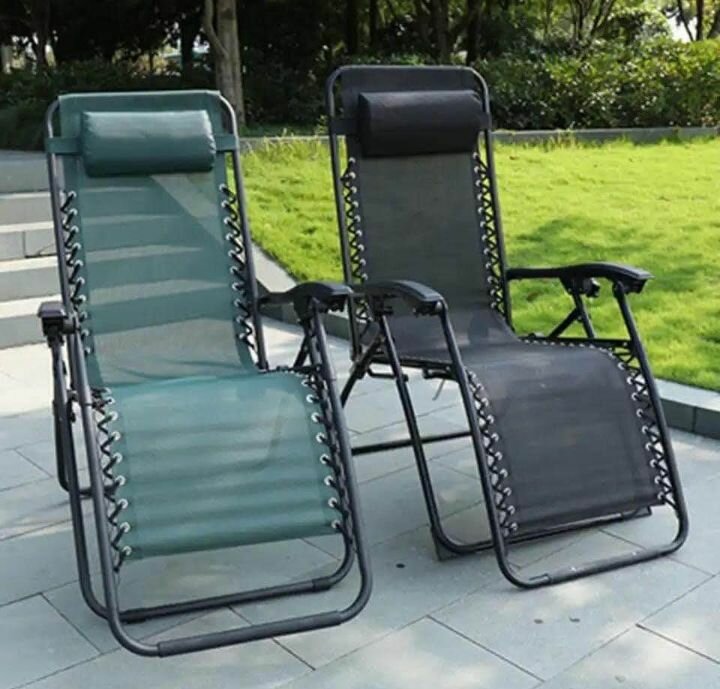 Chaise pliante confortable pour extérieur