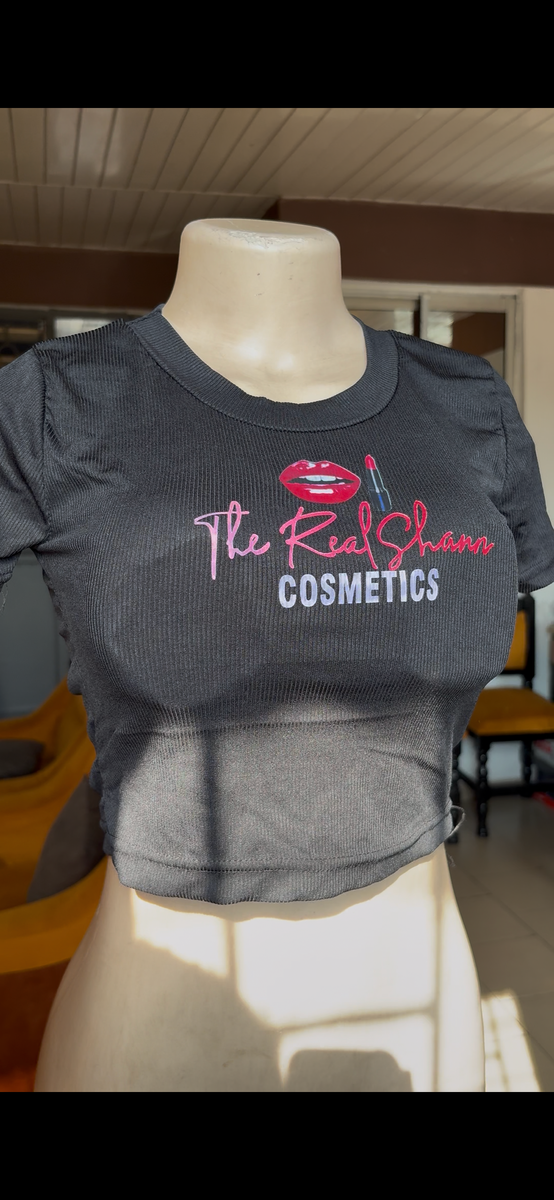 T-shirt noir "Cosmetics"