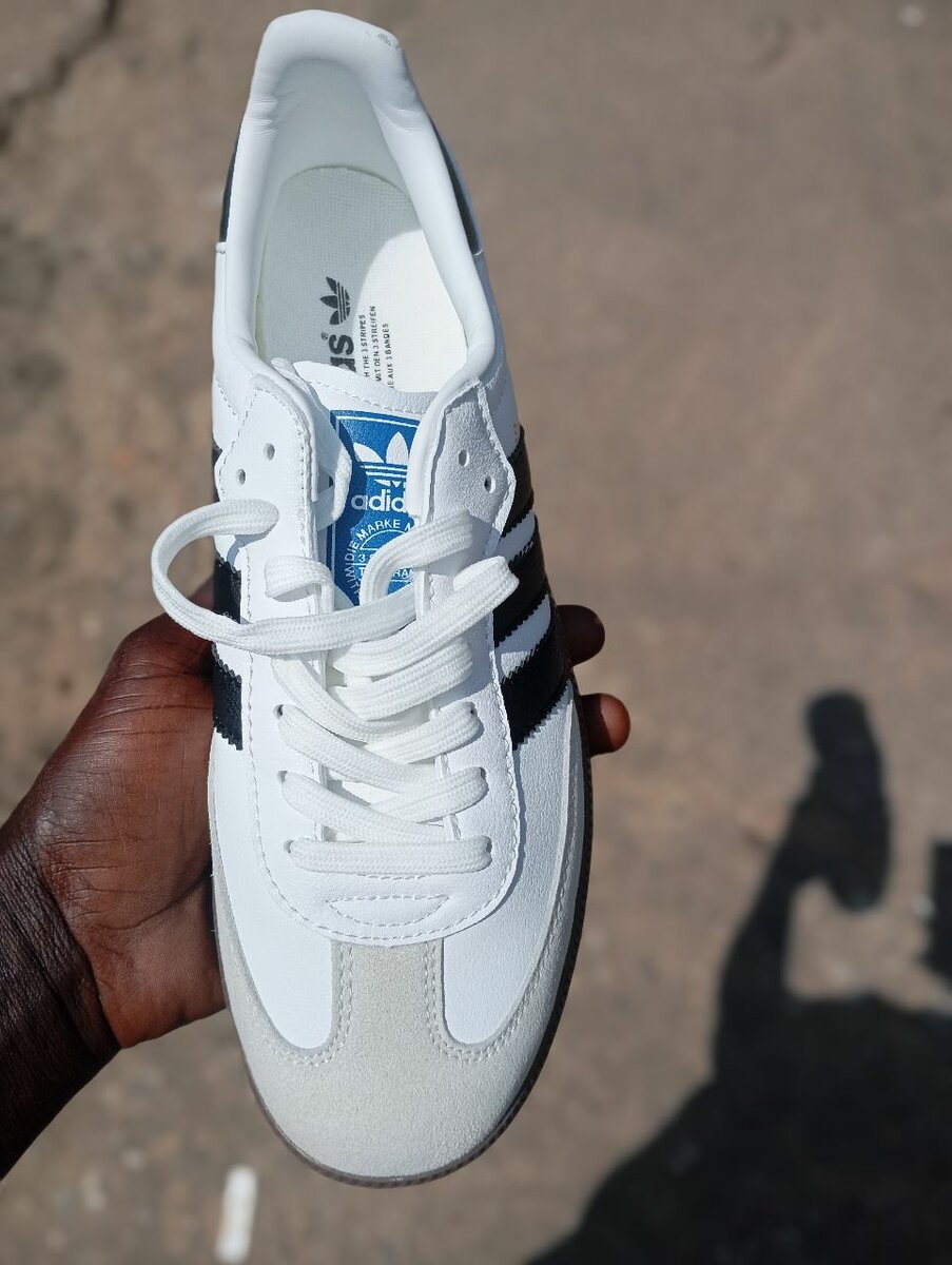 Chaussures Adidas Homme