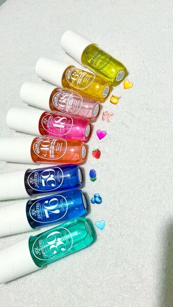 Ensemble brillants à lèvres brillants