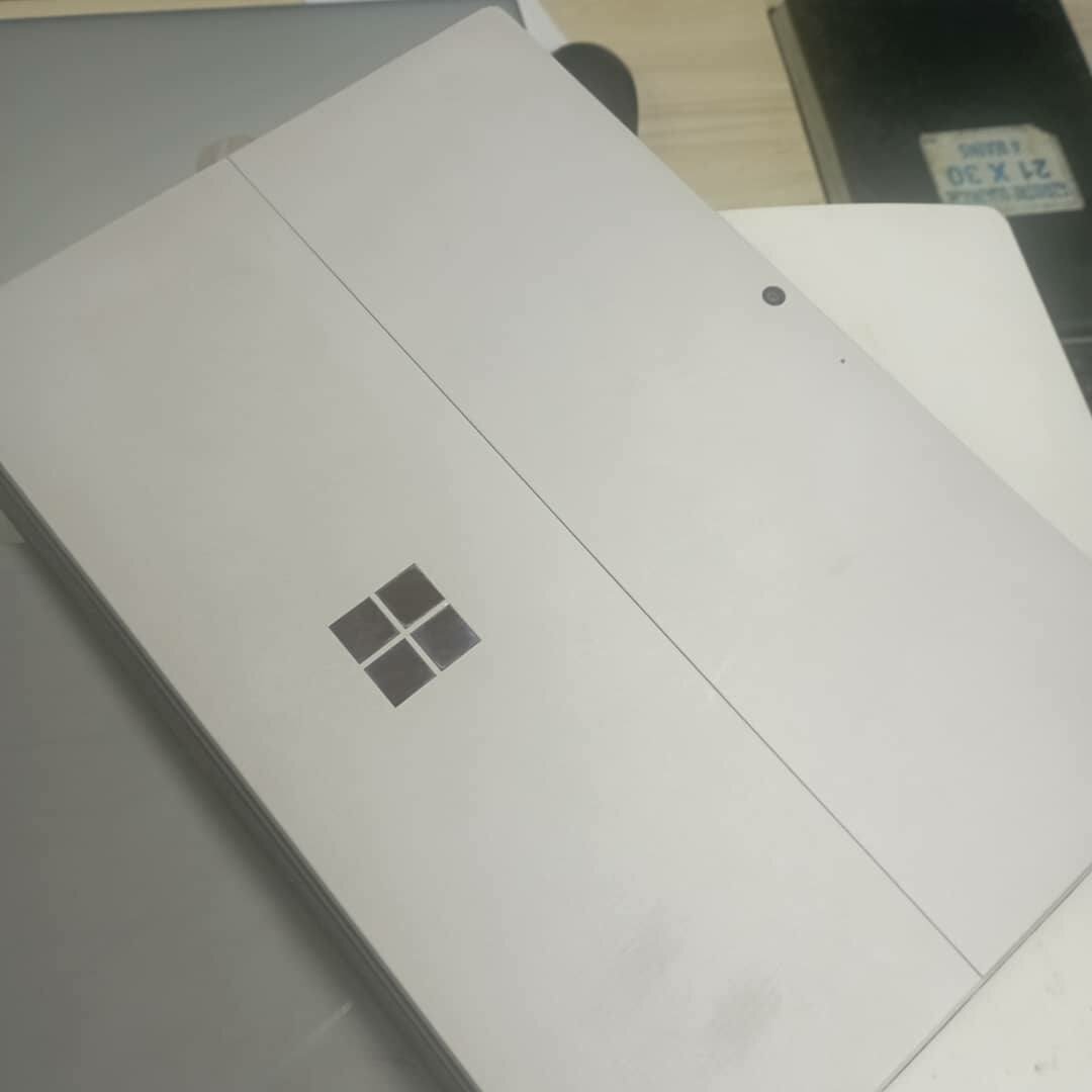 Microsoft Surface Pro 7