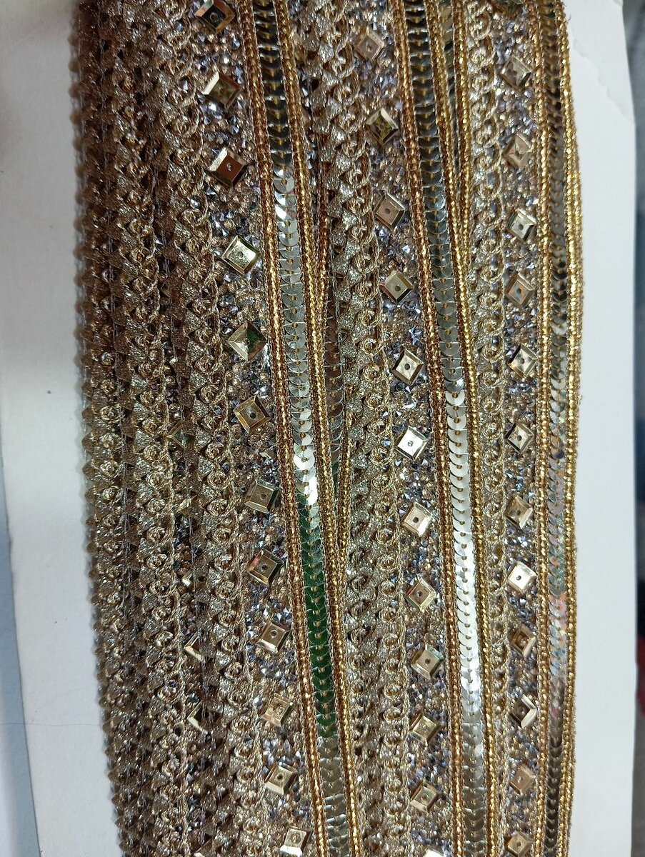 Fancy Golden Lace