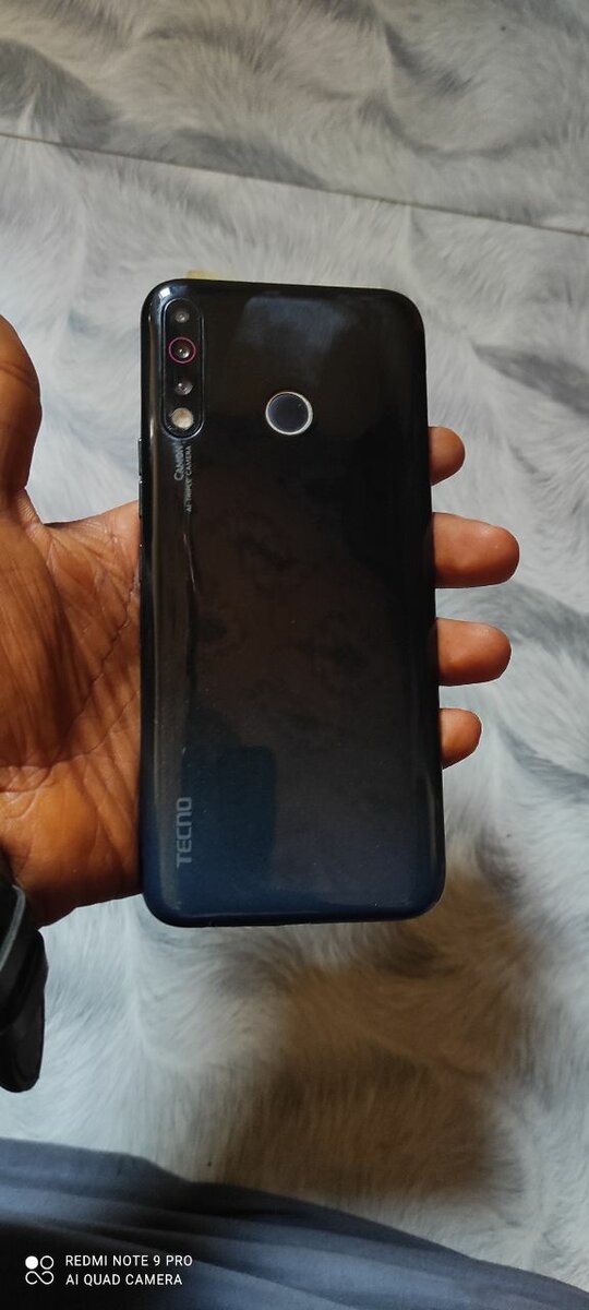 Tecno Cameron 12