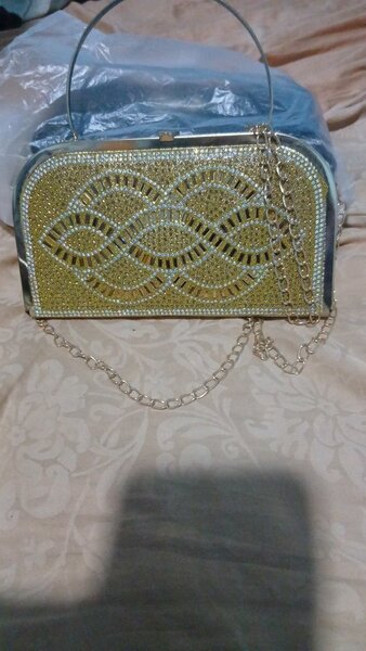 Sac à main strass élégant