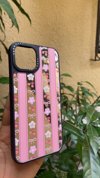 Coque iPhone Fleurs Roses