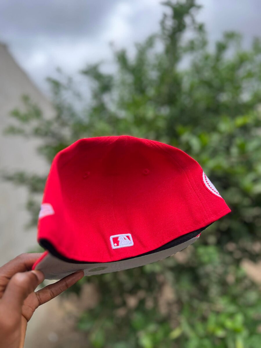 Casquette rouge LA