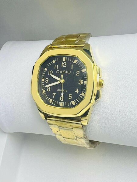 MONTRE casio homme et femmes authentiques