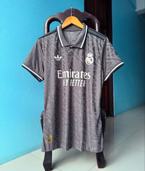 Maillot de réal