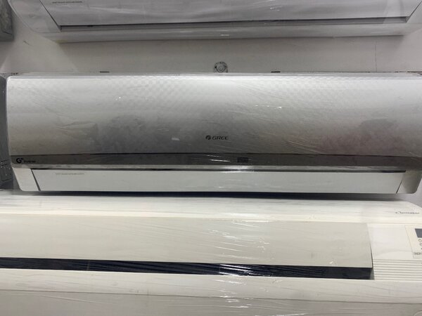 Gree G10 silver 1.5 Ton inverter genuine condition