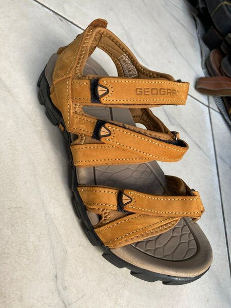 Sandales homme cuir robustes