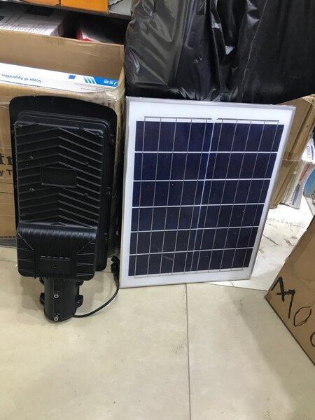 Lampadaire solaire 200W