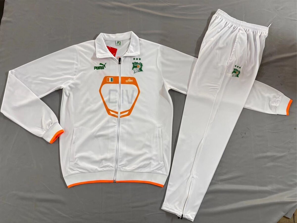 Survêtements sportifs Puma