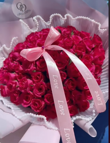 80 stems pinkroses bouquet