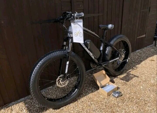 Vélo Électrique Fatbike Tout-Terrain