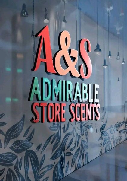 Admirable store scen