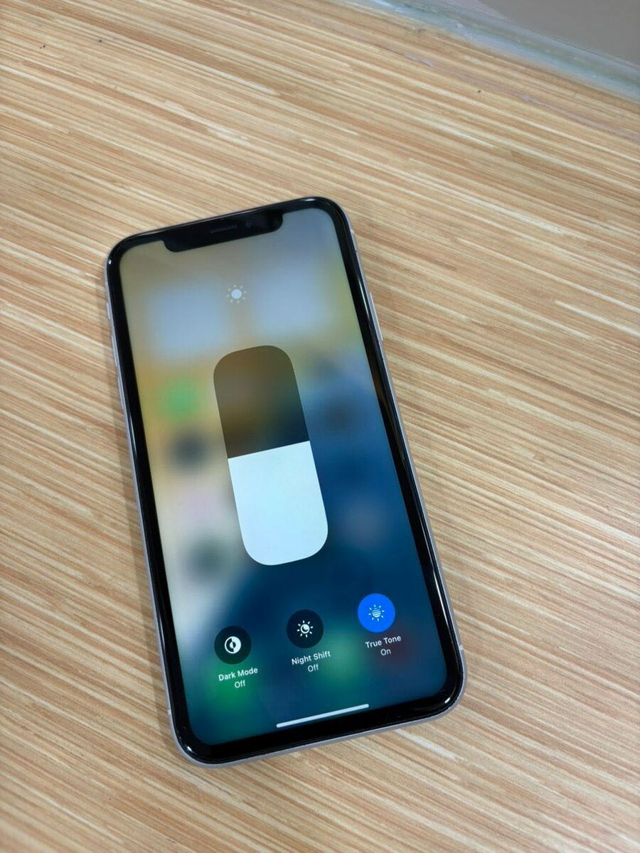 iphone Xr 64giga tout passe