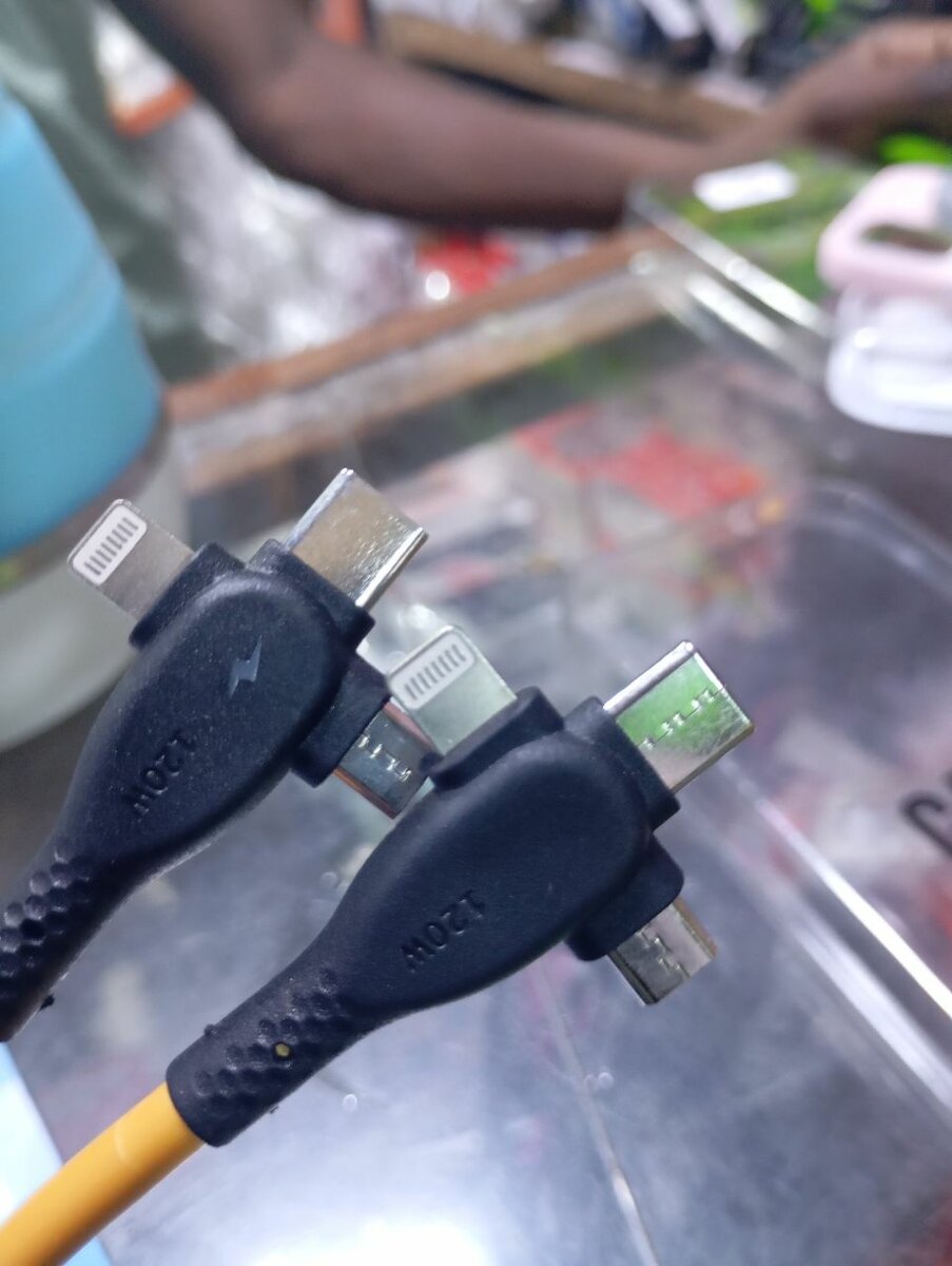 Câble 3-en-1 USB multi-connexion