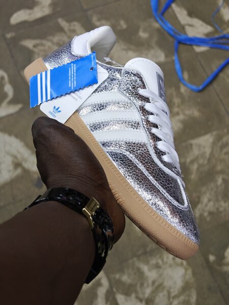 TENNIS ADIDAS