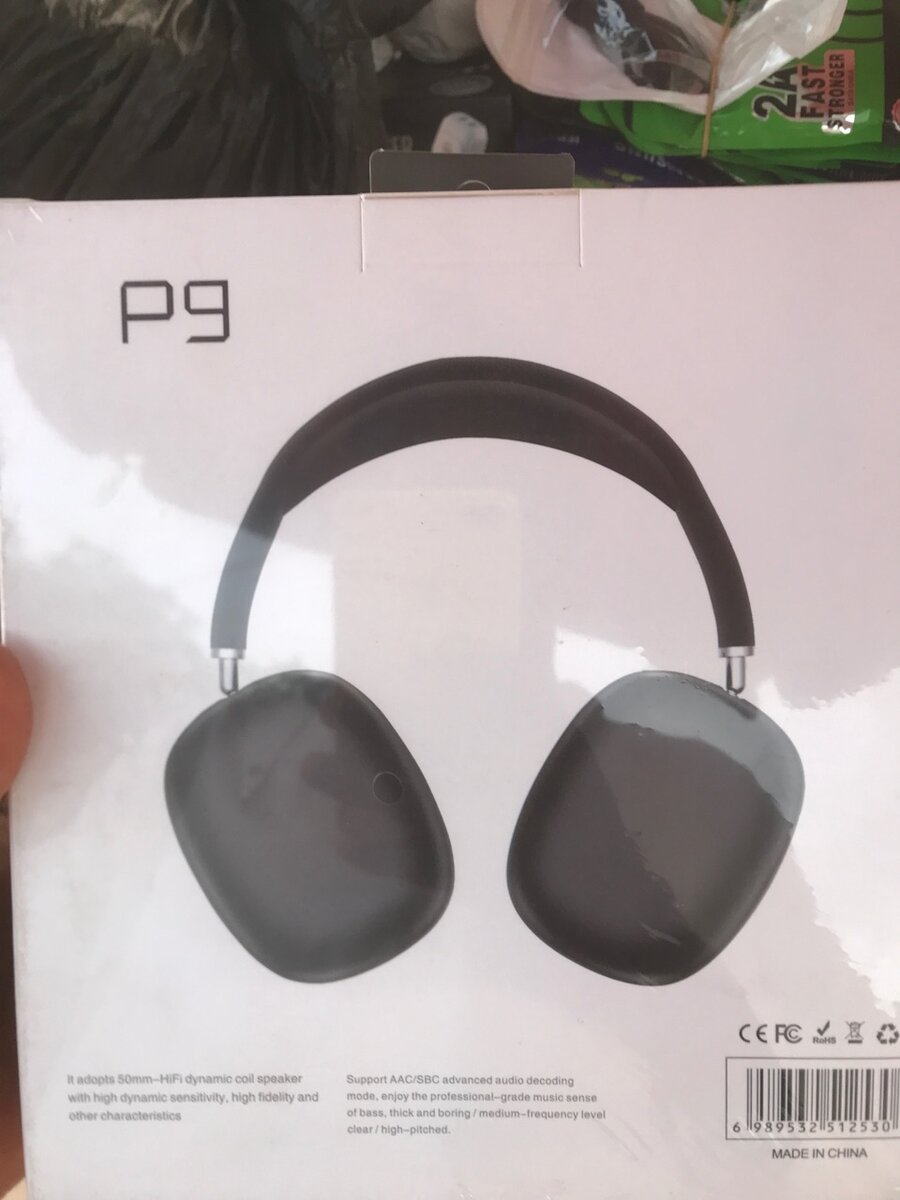 P9 black