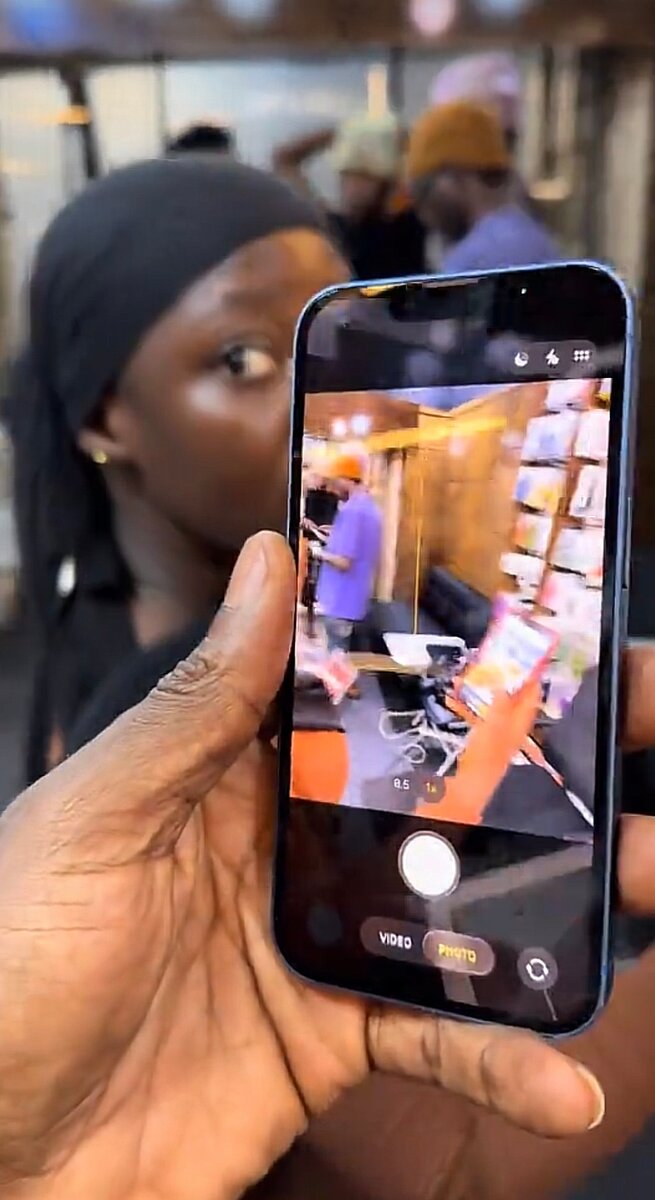 iPhone 13 bleu 128 Go