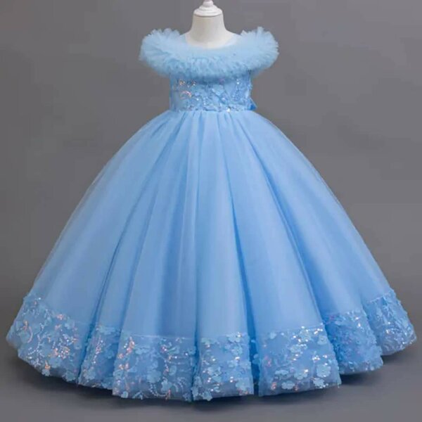 Robe de princesse en tulle bleu