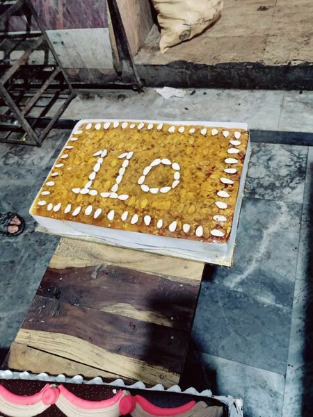 Fresh dry cakes
