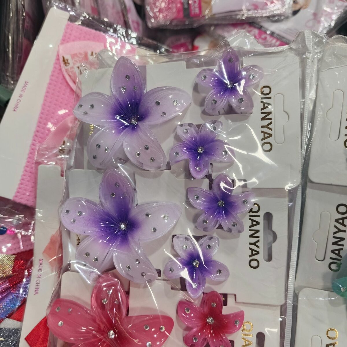 Pinces à cheveux fleuries colorées