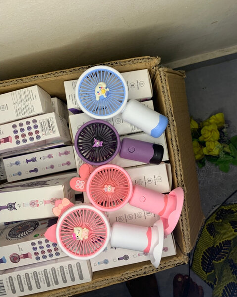 Ventilateur de poche coloré