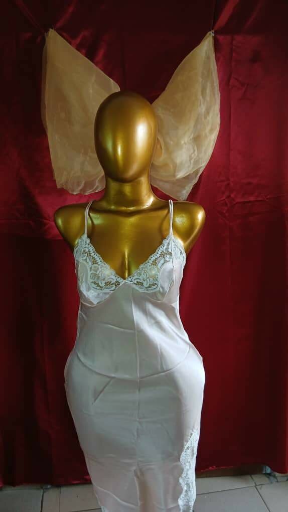 Nuisette Satin Dentelle Élégante