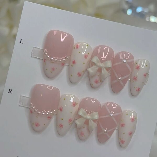 Ongles Pressés Élégants
