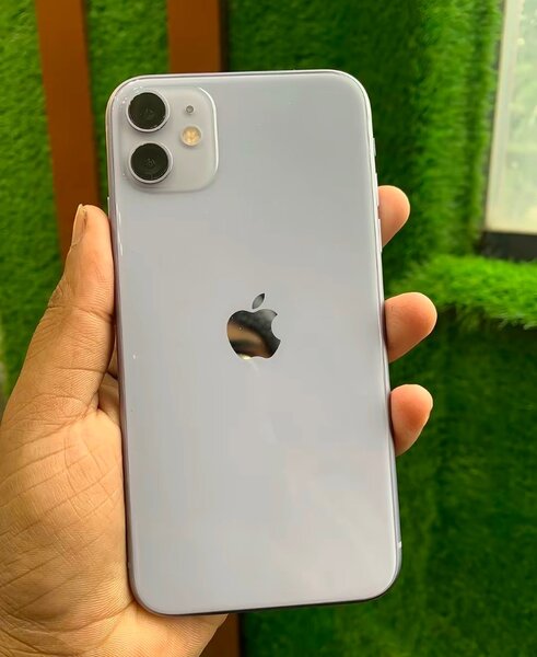 iPhone 11