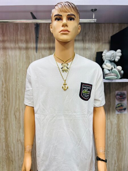 T-shirt graphique tendance