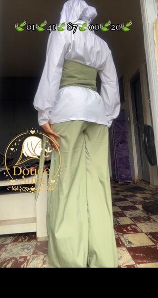 Ensemble élégant moderne