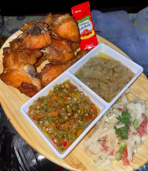 poulet frit avec attieke