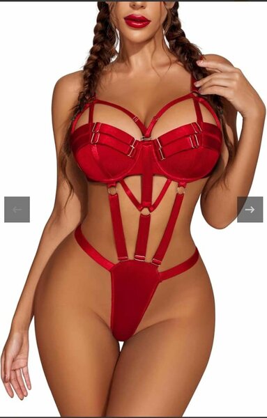 Lingerie sexy rouge en dentelle