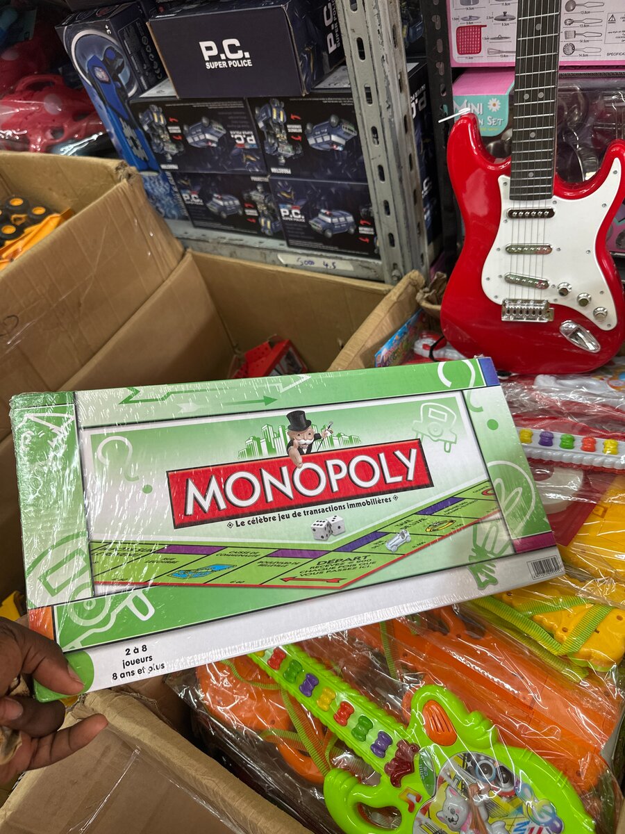 Monopoly - Jeu de Société Classique