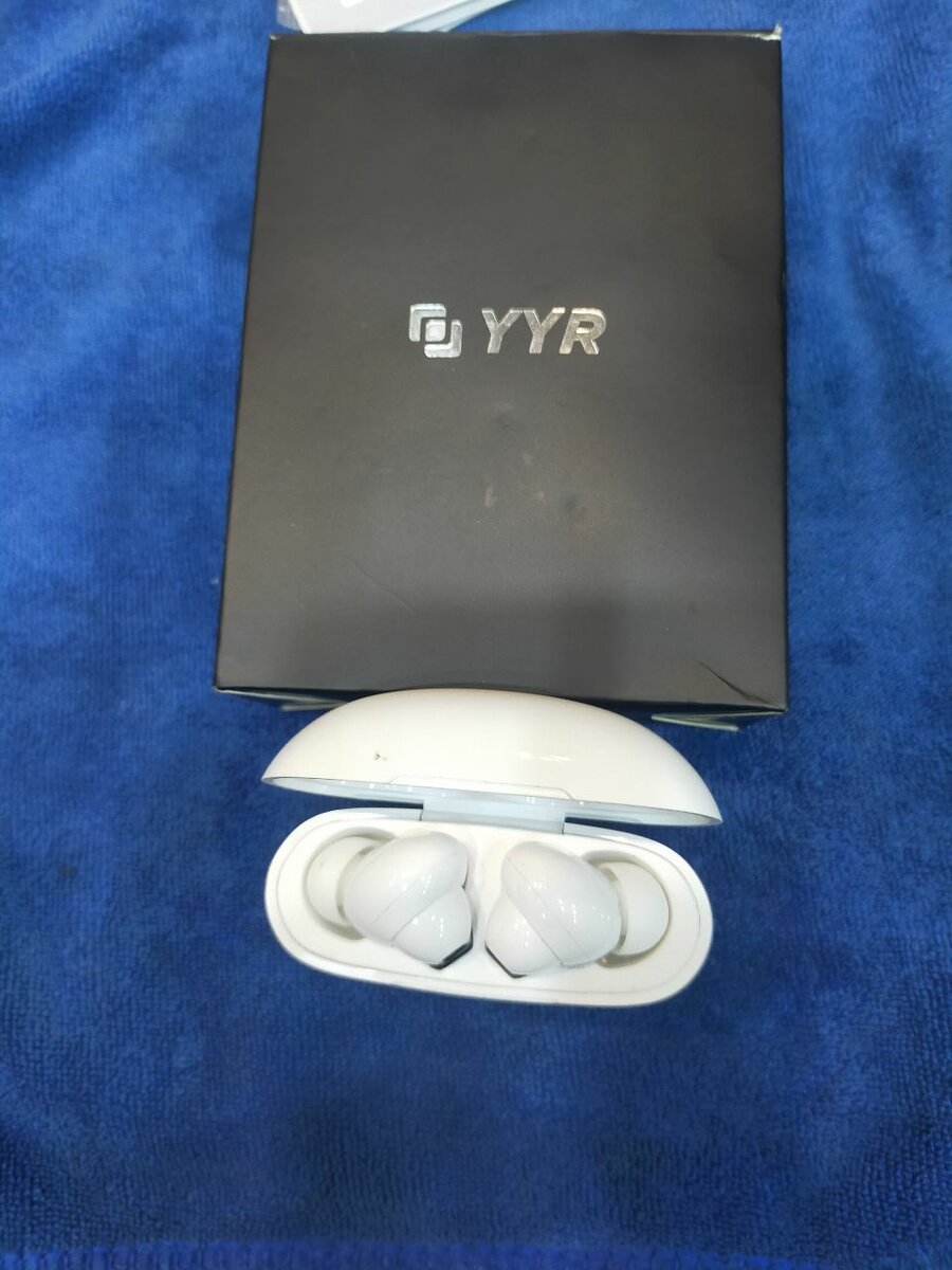 Air Buds YY R Branded
