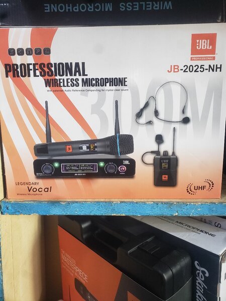 JBL Wireless Microphone Set