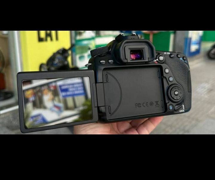 Appareil photo Canon EOS 80D