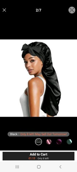 Bonnet en satin élégante