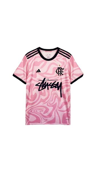 Maillot de football rose flashy